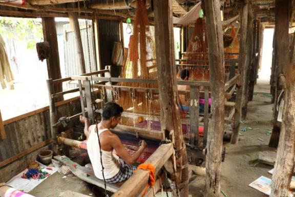 টাঙ্গাইলের তাঁতশিল্প