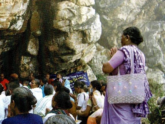 বুদ্ধের পথে পথে - ১