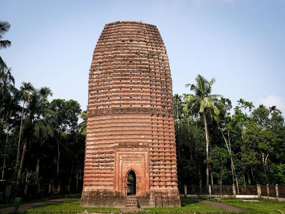 অযোদ্ধা গ্রামের কোদলা মঠ